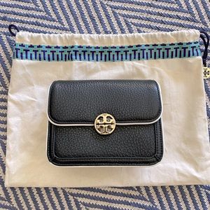 Brand new, never used Tory Burch crossbody bag